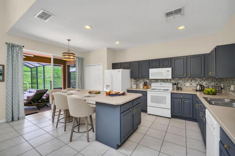 Family Villa with Private Pool Game Room & Themed Rooms - image 50