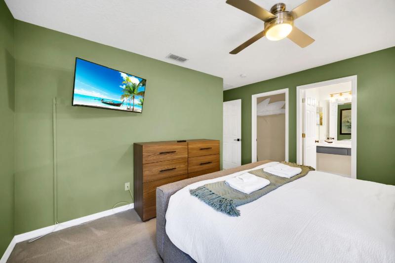 Family Villa with Private Pool Game Room & Themed Rooms - image 25