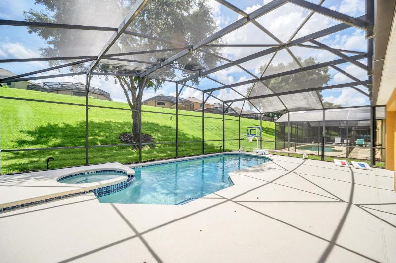 Family Villa with Private Pool Game Room & Themed Rooms - image 8