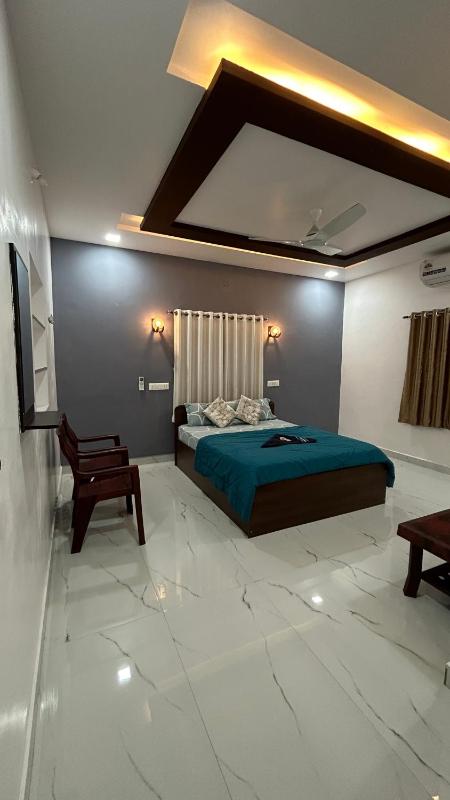 Raj Homestay Hampi - image 1