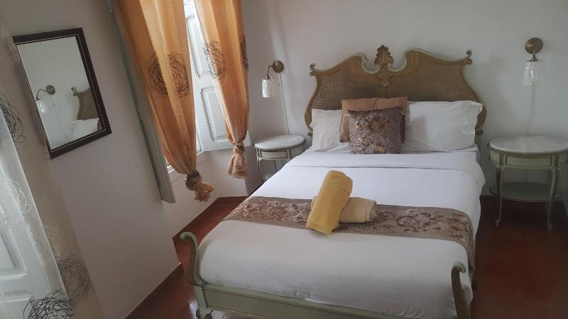 Double Room with Private External Bathroom image 2