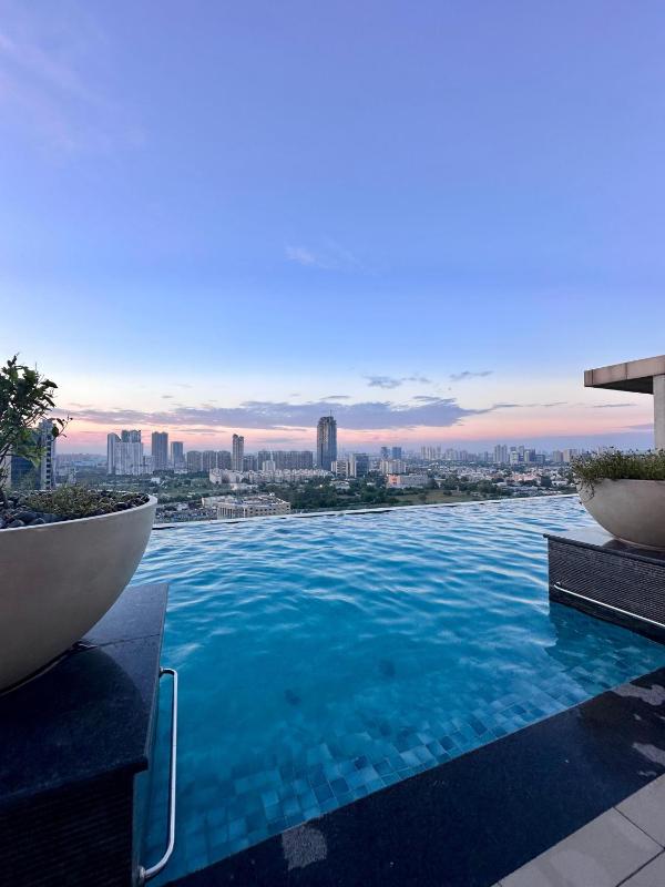 Luxury Studios Key 6 - image 6
