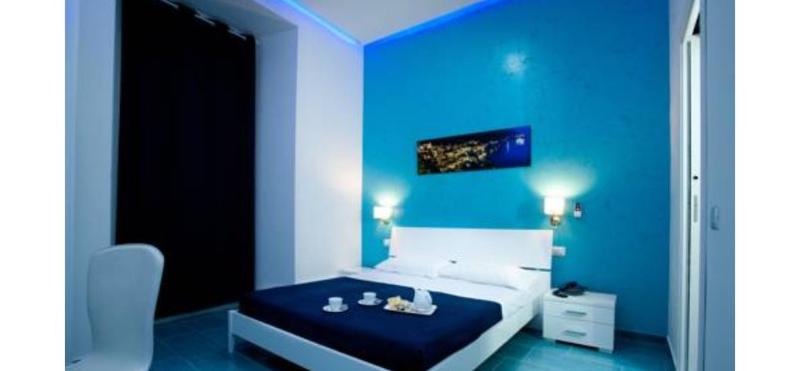 Superior King Room image 1