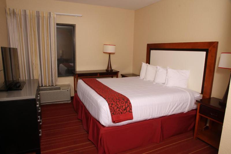 King Room - Disability Access/Non-Smoking image 2