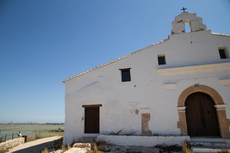 Sea View Terrace Apartment Cullera - image 17