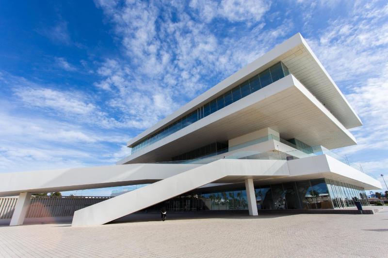 Sea View Terrace Apartment Cullera - image 13