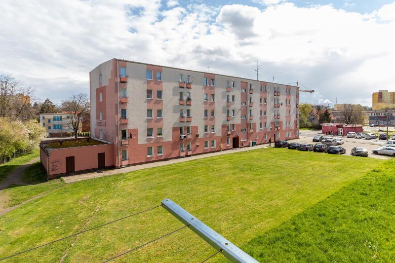 Apartment Dworska Close to the Beach by Noclegi Renters - image 4