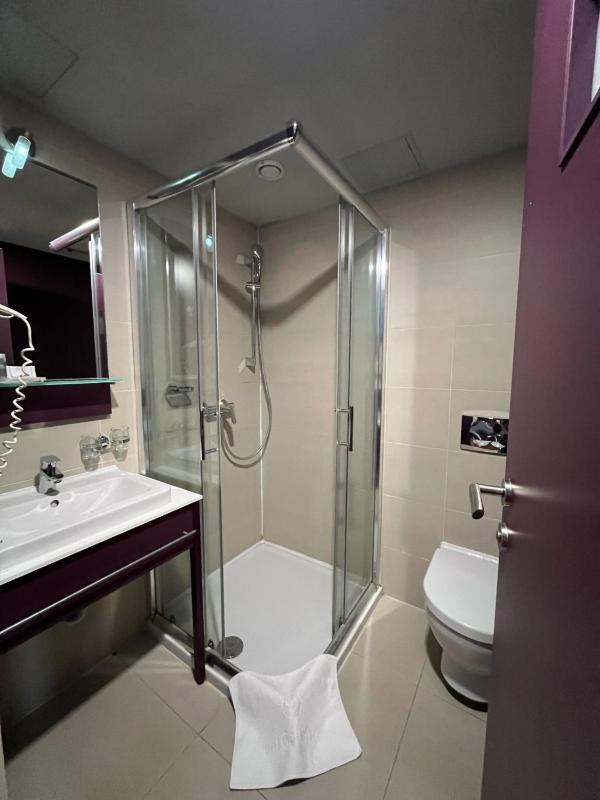 Standard Single Room image 1