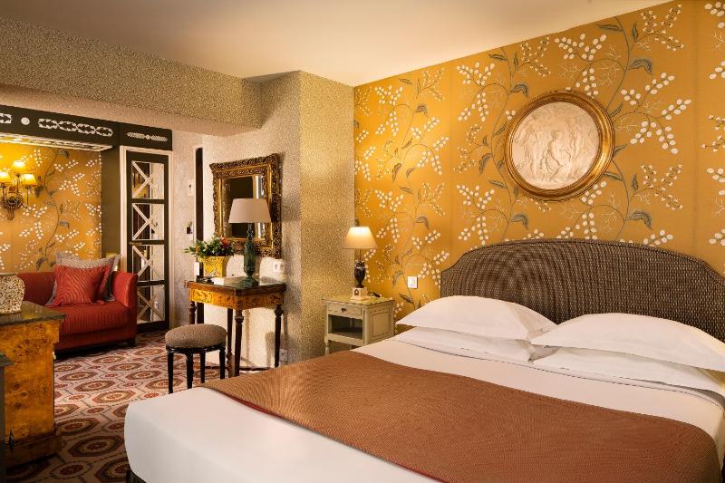 Deluxe Room with Terrace image 3