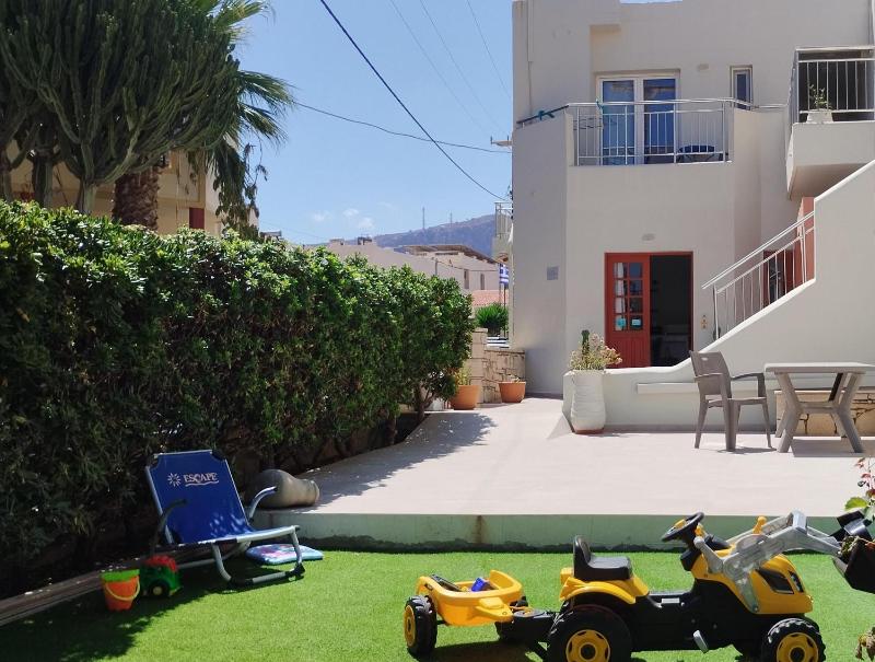One Bedroom Apartment with Sea View 3 Adults image 3