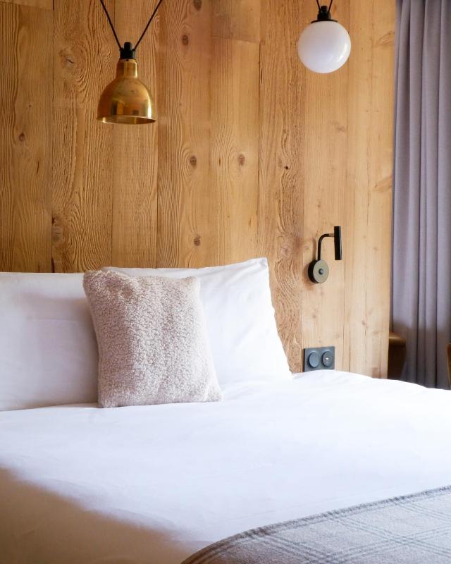 Double Room with Balcony park view image 1