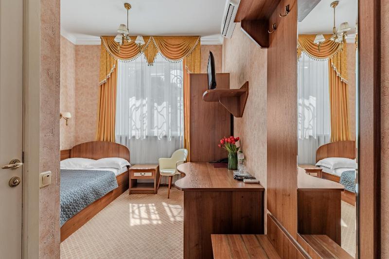 Single Room image 1