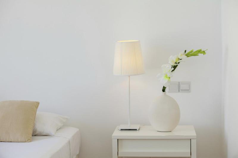 Goodness Villa offers Magnificent Coastal Views - image 2