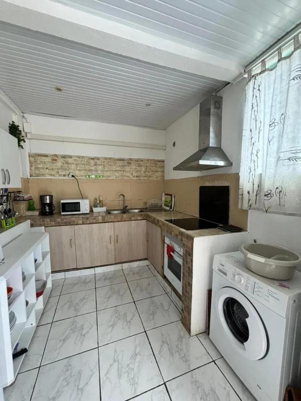 Appartement charmant à Rivière-Pilote avec piscine privée - image 11