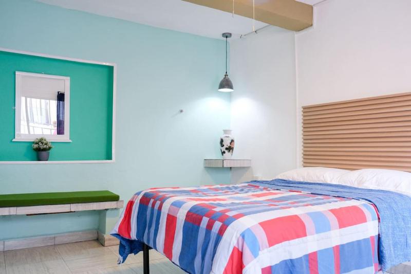 Remodeled Cozy Central 3 blocks from the Malecon - image 32