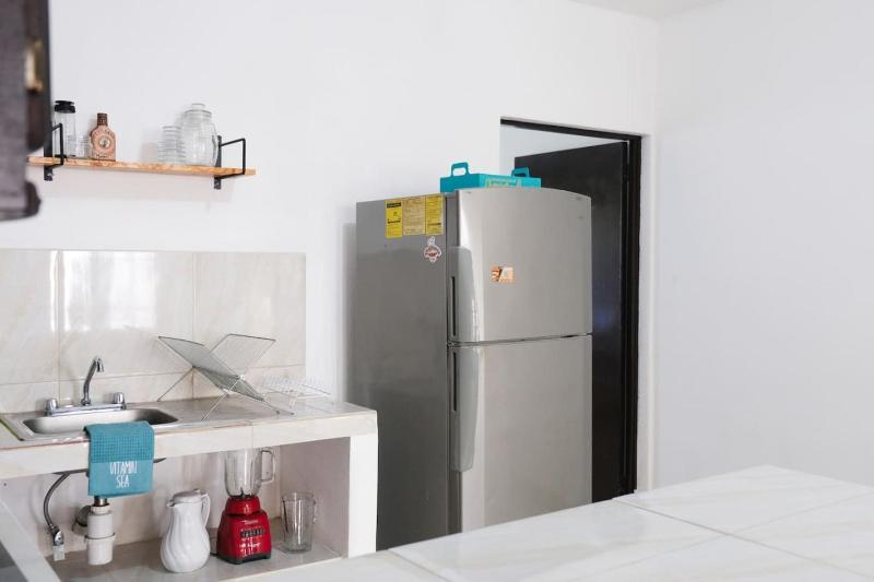 Remodeled Cozy Central 3 blocks from the Malecon - image 43