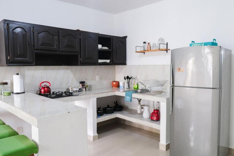 Remodeled Cozy Central 3 blocks from the Malecon - image 20