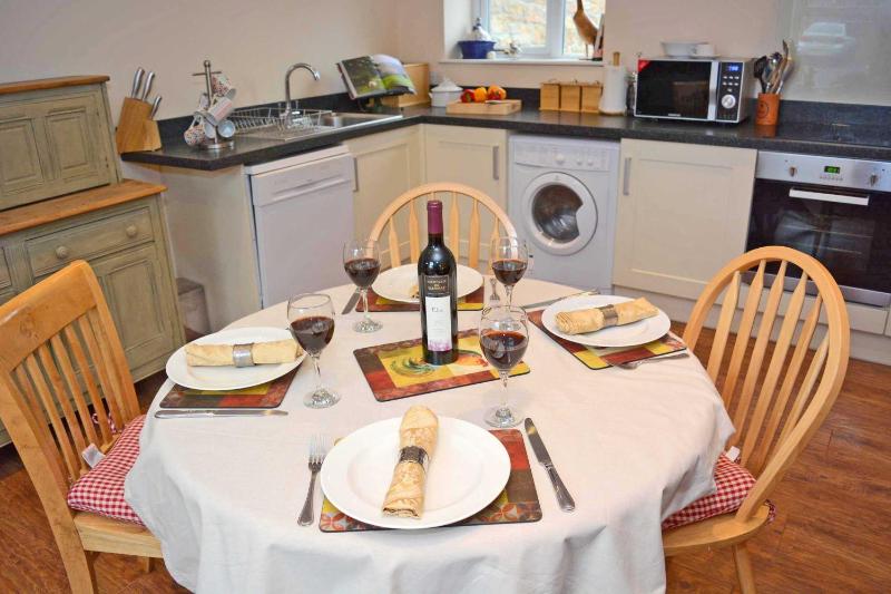 Double Cottage image 3