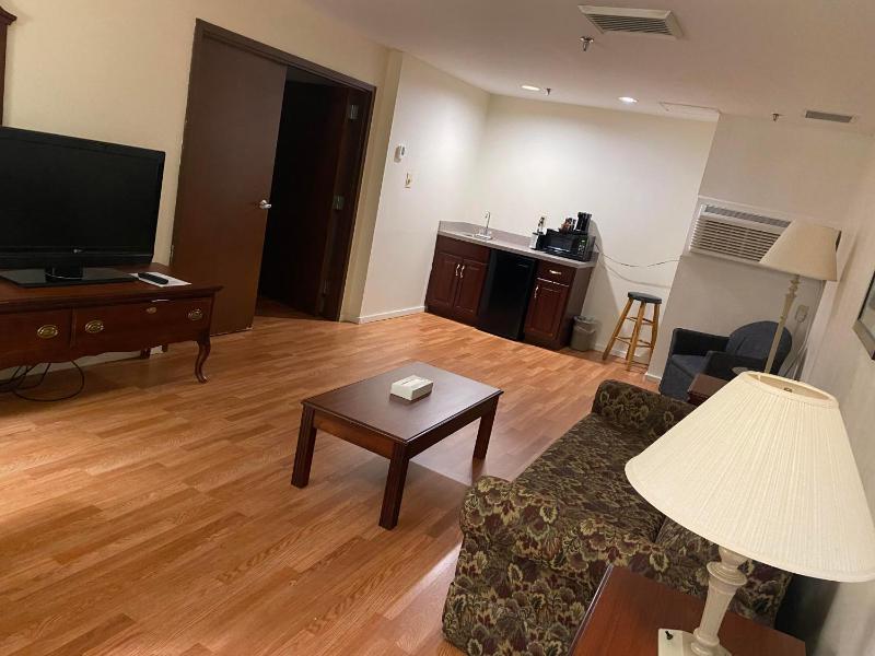 King Suite image 4