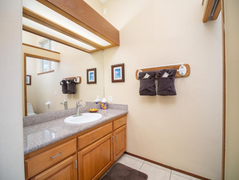 Aloha Aku Ohana2 Suite - Relaxing Garden Views Await - image 37