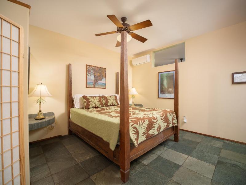 Aloha Aku CoCoPalm Suite - Experience Tropical Bliss - image 21