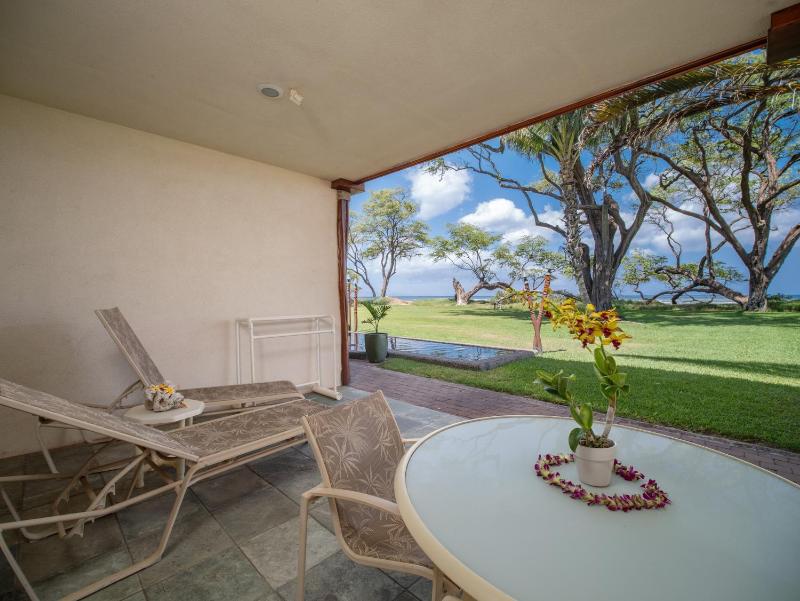 Aloha Aku CoCoPalm Suite - Experience Tropical Bliss - image 16