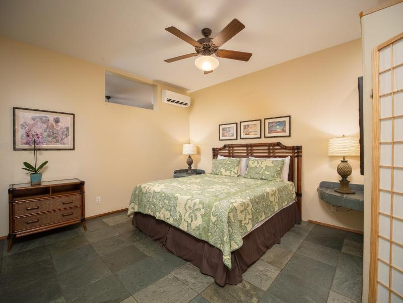 Aloha Aku Bamboo2 Suite - A Serene Retreat by the Shore - image 27
