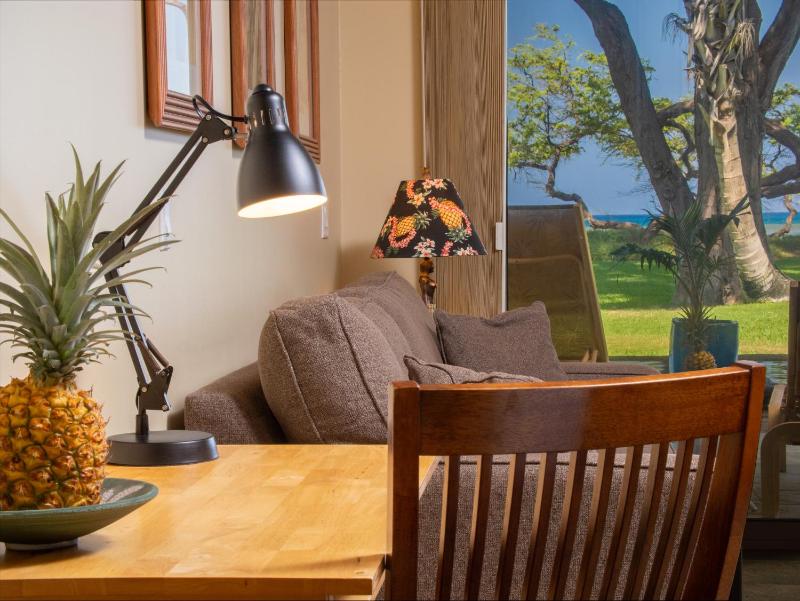 Aloha Aku Bamboo2 Suite - A Serene Retreat by the Shore - image 16