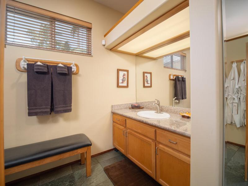 Apartment with Sea View image 1
