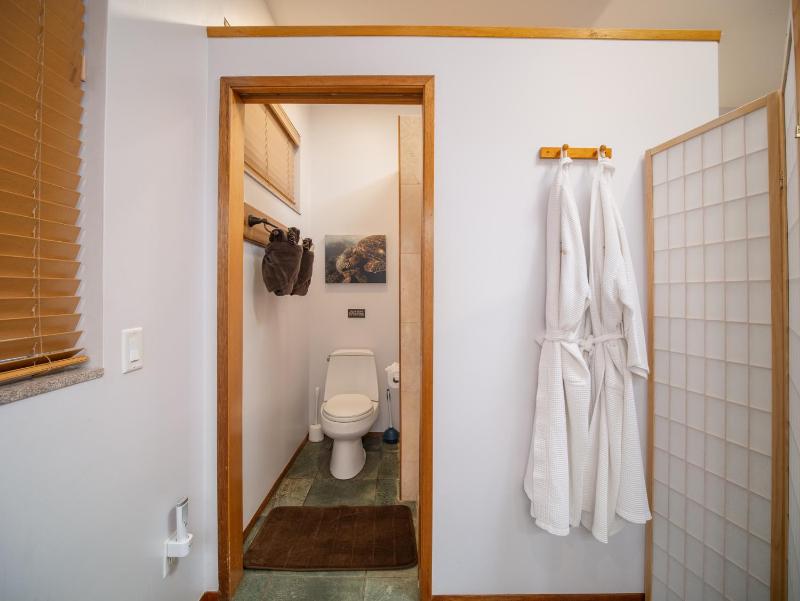 Aloha Aku Honu2 Suite - Relax by the Sea in Tranquility - image 4