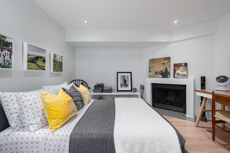 Modern Design Studio Images
