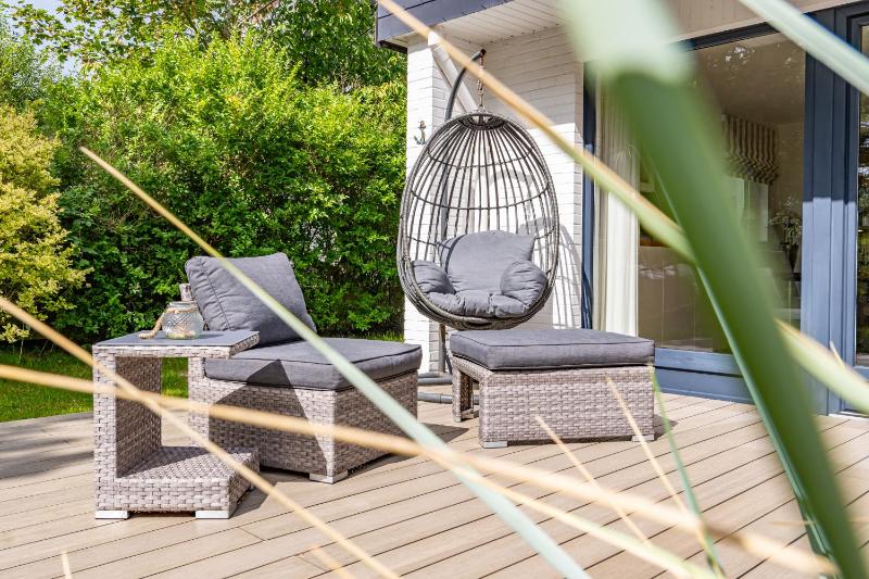 Beach Lounge - image 24