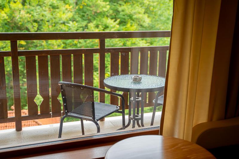 Double or Twin Room (2 Adults + 1 Child) image 4
