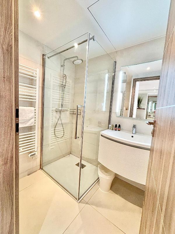 Cannes appartement 3 chambres - 8D - image 9