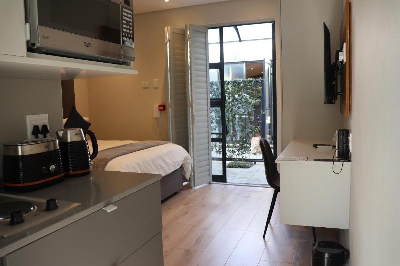 The Wantage Suites - image 11