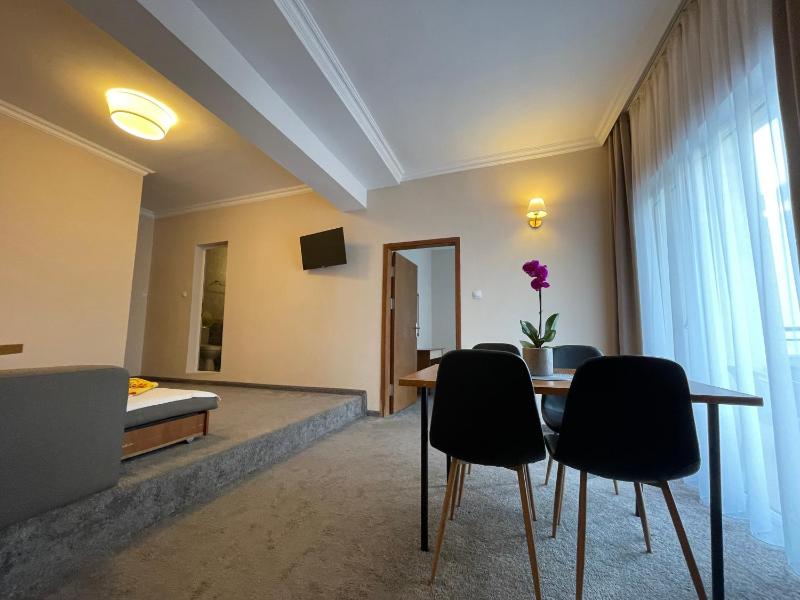 Alatoni Beach Hotel - image 28