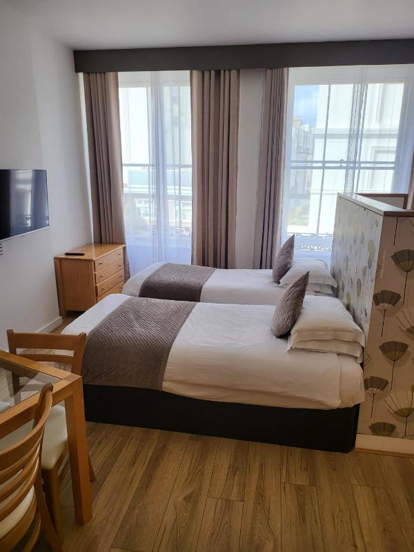 Luxury Studio Suite image 3