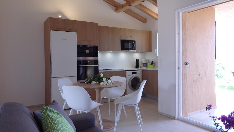 Superior One-Bedroom Mini Villa image 2
