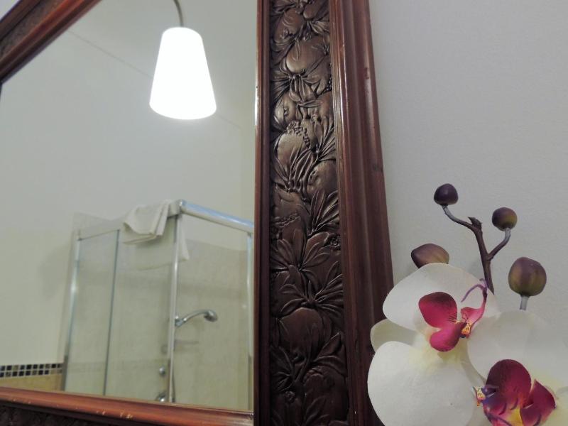 Double or Twin Room with Balcony and Sea View image 2