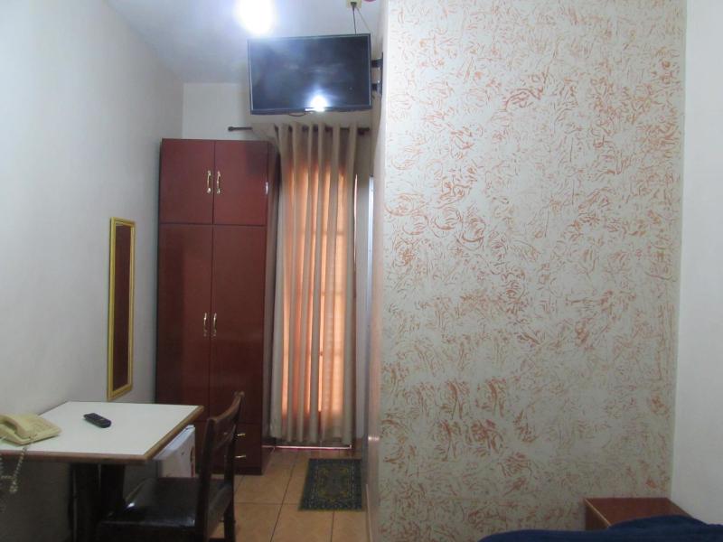 New Comercial Palace Hotel - image 12