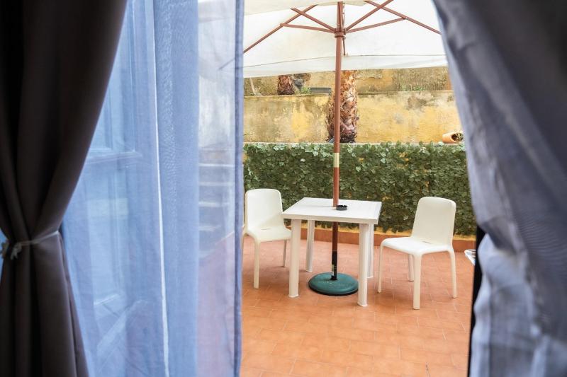 Double Room with Terrace image 3