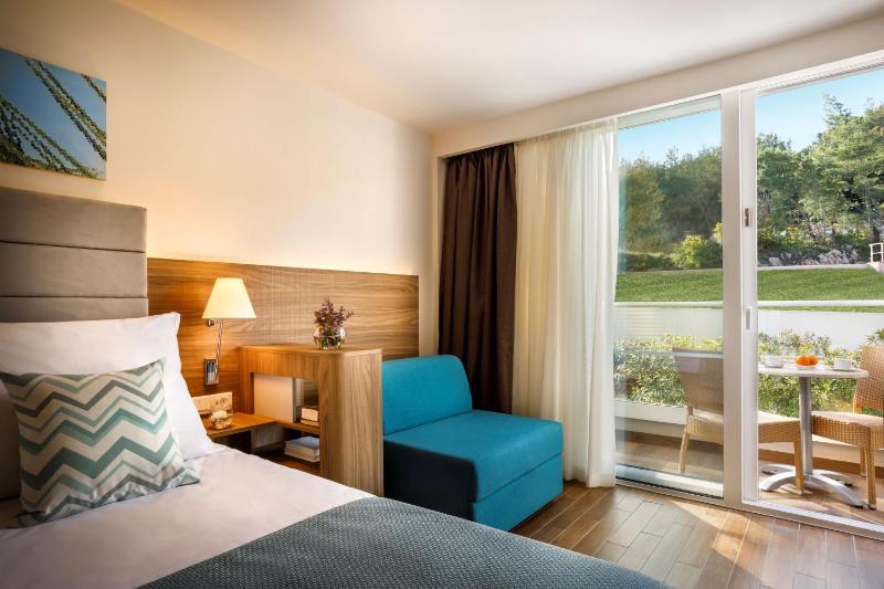  Superior Room for 2+1 image 2