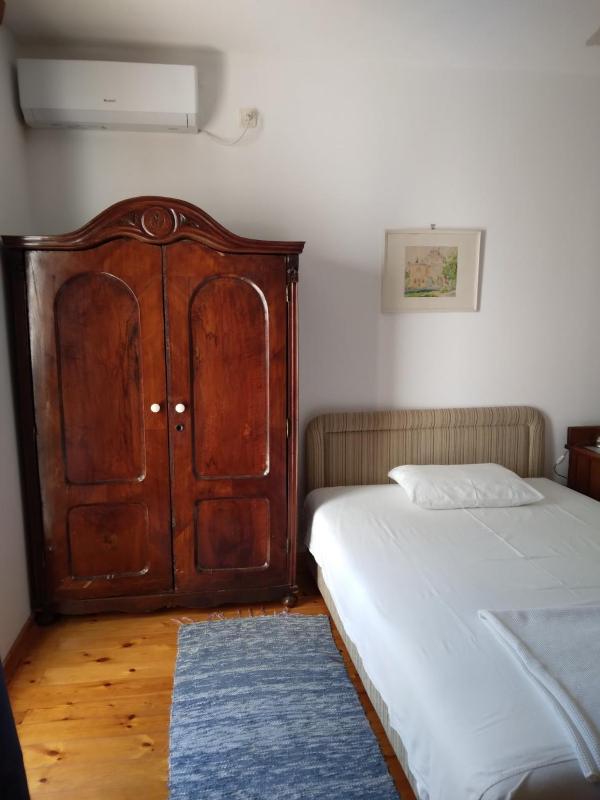 Apartment with Terrace image 4