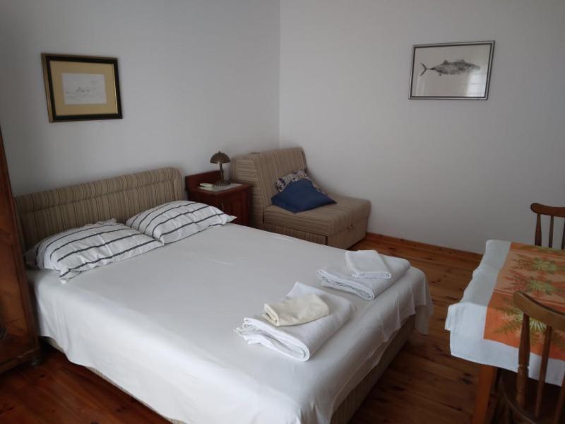 Studio Apartment image 4