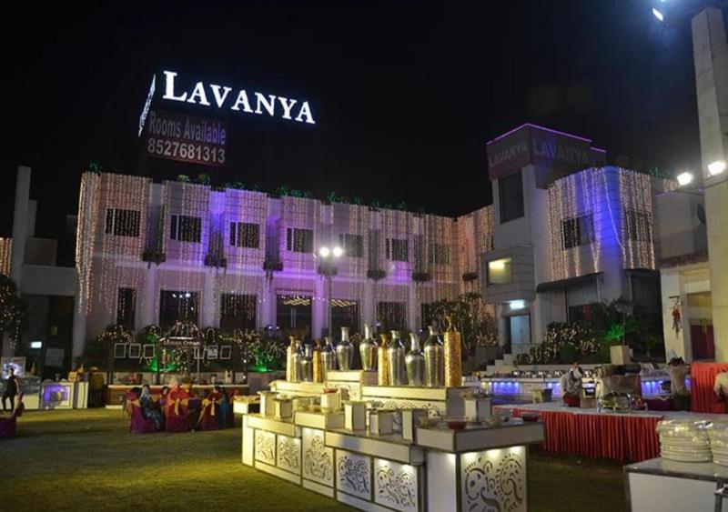 Lavanya Hotel- Near Alipur, Delhi Images