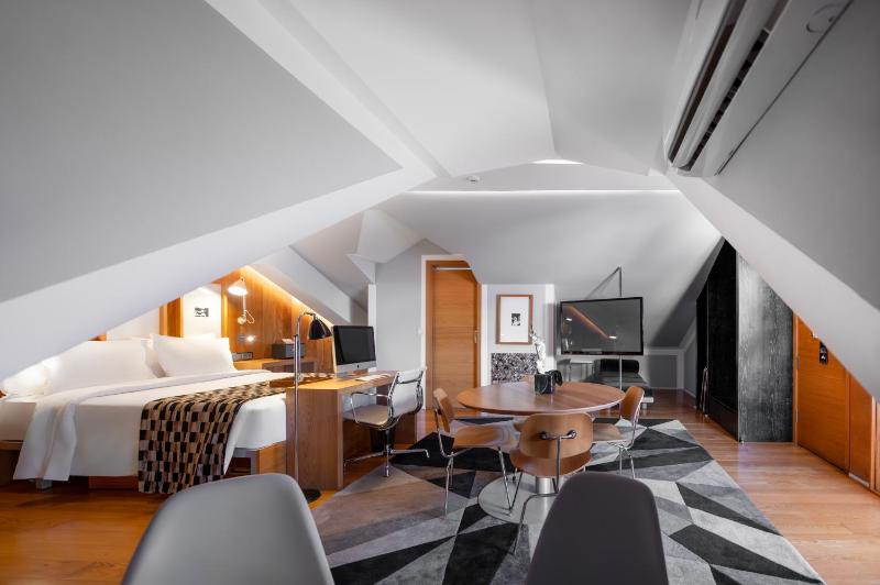 Suite with Castle View image 2