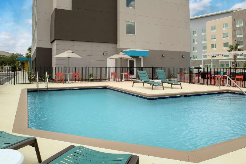 Tru by Hilton Jacksonville Airport I-95 - image 20