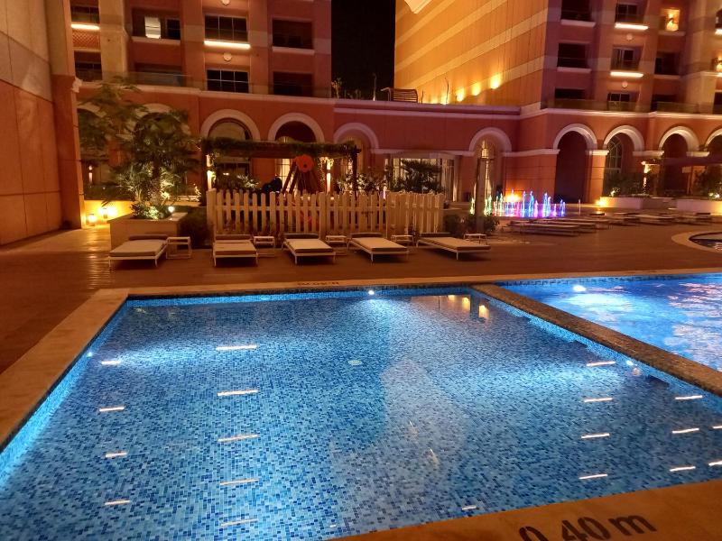 Luxurious Apartment in The Pearl Qatar - image 2