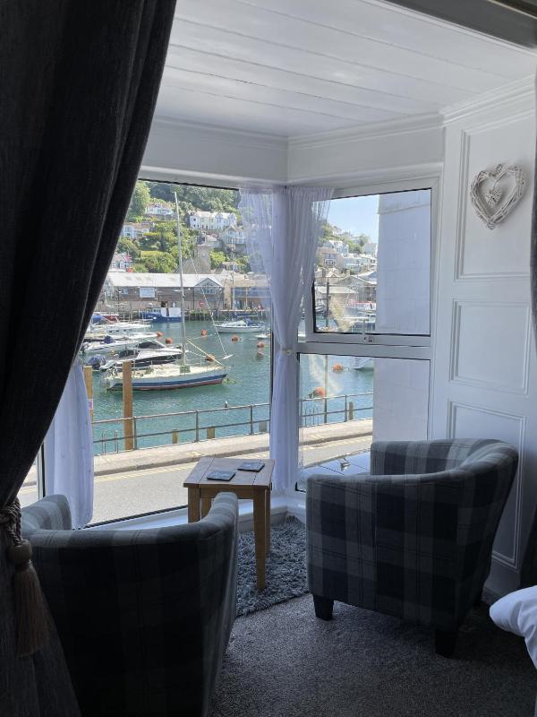 Double Room with Private Bathroom image 4
