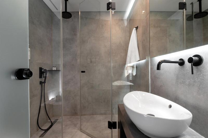 Superior Roof Garden image 4